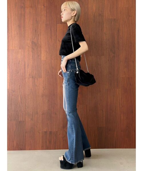 EMODA(エモダ)の「ギャザーハンドポーチバッグ(ハンドバッグ・レディース・カーキ/グレー/ブラック・FREE)」の18枚目の写真