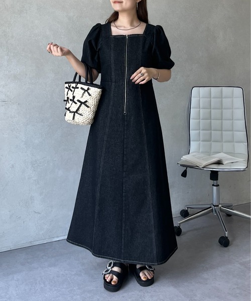 prose verse（プロズヴェール）の「フロントジップスクエアネックパフスリーブデニムワンピース（ワンピース・レディース・ブルー/ブラック・MEDIUM/PM）」の8枚目の写真
