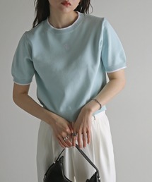 ワンポイント刺繍配色クロップドニット