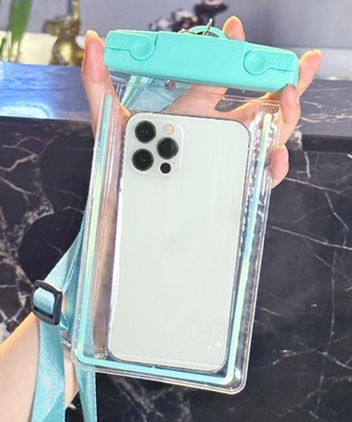 Mayree（メイリー）の「【urge select】《ユニセックス/男女兼用》各種スマートフォン対応 防水 スマホケース/スマホポーチ【2way】（スマホケース/カバー・レディース・ピンク/グリーン/ホワイト/イエロー/ブルー/ブラック・FREE）」の4枚目の写真