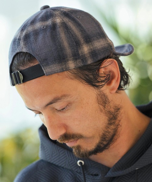 CAMBIO（カンビオ）の「mko12131-Ombre Check Short Cap アンパイヤキャップ（キャップ・メンズ・ブラック/チャコール/ネイビー・FREE）」の16枚目の写真