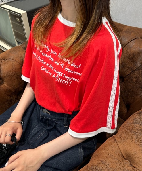kutir（クティール）の「レースラインリンガーTシャツ（Tシャツ/カットソー・レディース・レッド/アイボリー/サックスブルー/チャコールグレー・FREE）」の4枚目の写真