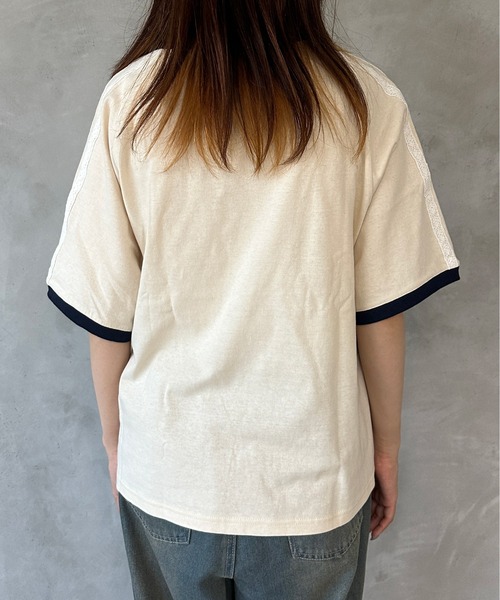 kutir（クティール）の「レースラインリンガーTシャツ（Tシャツ/カットソー・レディース・レッド/アイボリー/サックスブルー/チャコールグレー・FREE）」の5枚目の写真