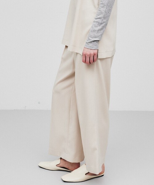 cloenc（クロエンス）の「◆【手洗い可／セットアップ】タックストレートパンツ（その他パンツ・レディース・ライトグレー/ダークグレー/ライトベージュ・01/02/03）」の9枚目の写真
