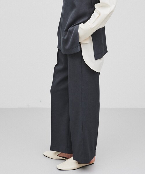 cloenc（クロエンス）の「◆【手洗い可／セットアップ】タックストレートパンツ（その他パンツ・レディース・ライトグレー/ダークグレー/ライトベージュ・01/02/03）」の22枚目の写真