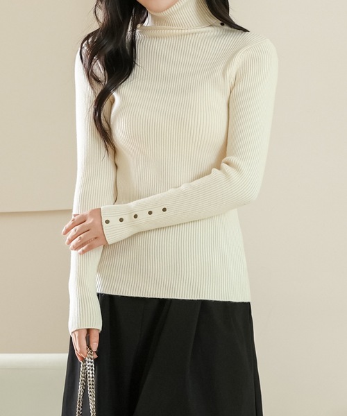Lace Ladies(レースレディース)の「ソリッドカラー サイドボタン リブ ニット ハイネック プルオーバー(ニット/セーター・レディース・ブラック/ブラウン/アイボリー・M/XL)」の14枚目の写真