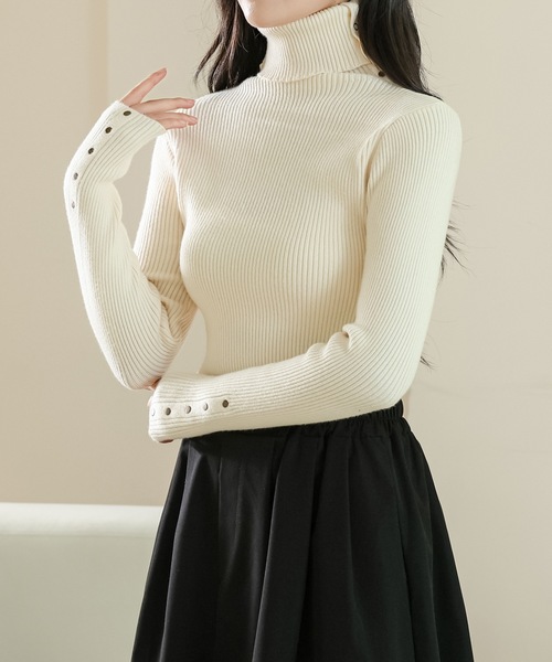 Lace Ladies(レースレディース)の「ソリッドカラー サイドボタン リブ ニット ハイネック プルオーバー(ニット/セーター・レディース・ブラック/ブラウン/アイボリー・M/XL)」の17枚目の写真