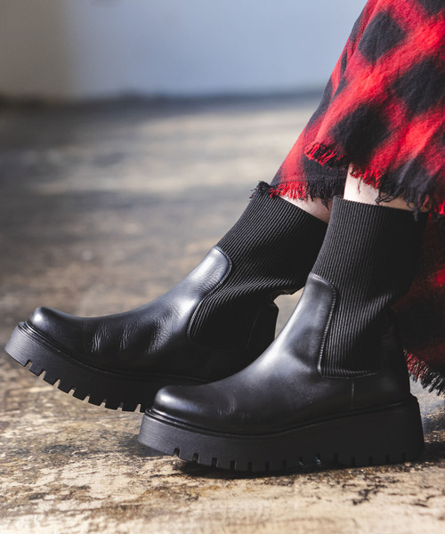 CORSO ROMA,9(コルソローマ)の「CORSO ROMA9/ コルソローマ ノーヴェ サイドゴアブーツ(ブーツ・レディース・ブラック・36/37/38/39)」の2枚目の写真