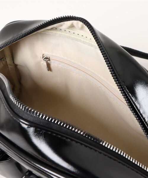 aimoha(アイモハ)の「クラシックPUハンドバッグ(ハンドバッグ・レディース・ブラック/オフホワイト/ブルー/シルバー/ピンク/レッド・FREE)」の9枚目の写真