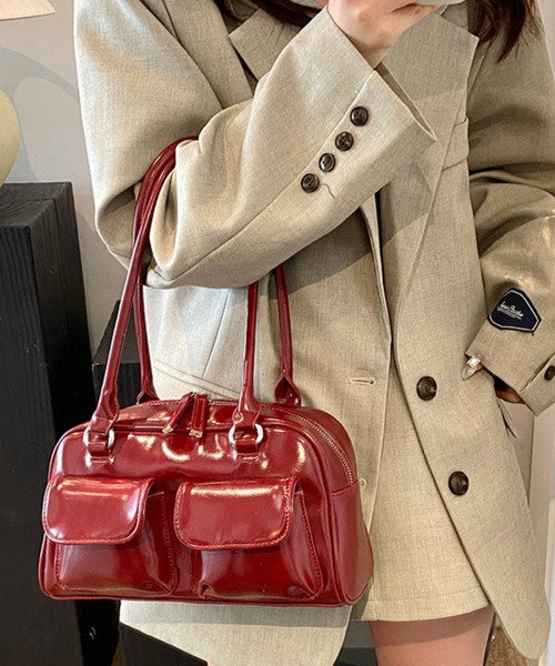 aimoha(アイモハ)の「クラシックPUハンドバッグ(ハンドバッグ・レディース・ブラック/オフホワイト/ブルー/シルバー/ピンク/レッド・FREE)」の1枚目の写真