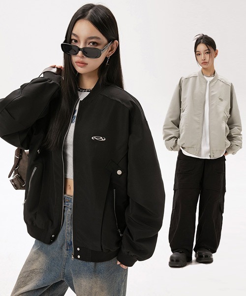 Ressaca（レサーカ）の「オーバーサイズワンポイントロゴフライト