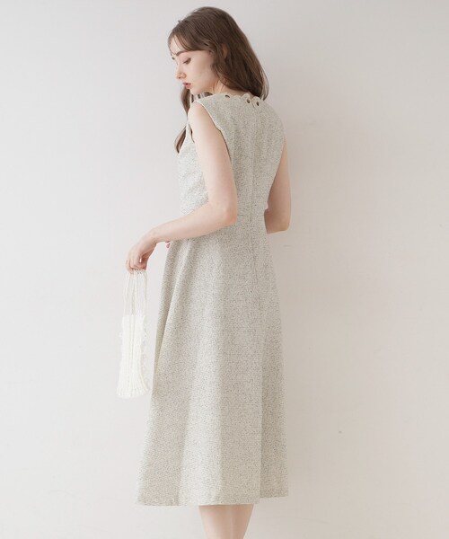 couture brooch(クチュールブローチ)の「◆【美シルエット・上品ワンピ】エンブロネック ツイードワンピ(ワンピース・レディース・アイボリー/ブラック・36/38/40/42)」の11枚目の写真