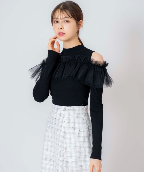 NOELA(ノエラ)の「チュールフリルニット(ニット/セーター・レディース・オフホワイト/ピンク/ブラック・フリー)」の1枚目の写真