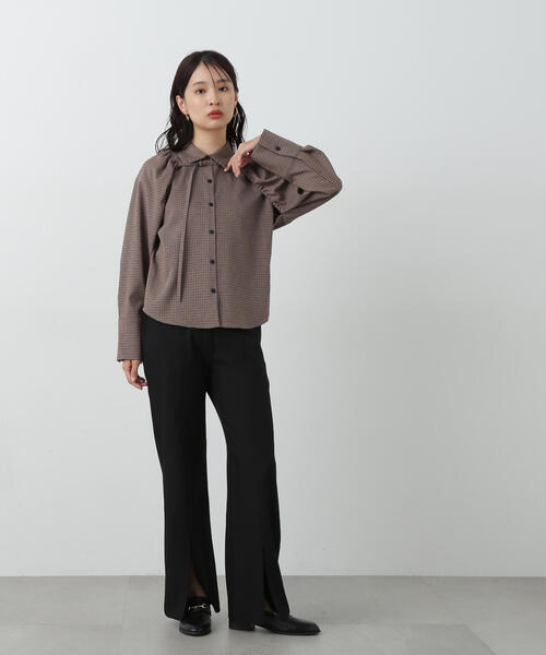 N.（N. Natural Beauty Basic）（エヌエヌナチュラルビューティーベーシック）の「◆スリットフレアパンツ（その他パンツ・レディース・ブラック/モカ・SMALL/MEDIUM）」の3枚目の写真