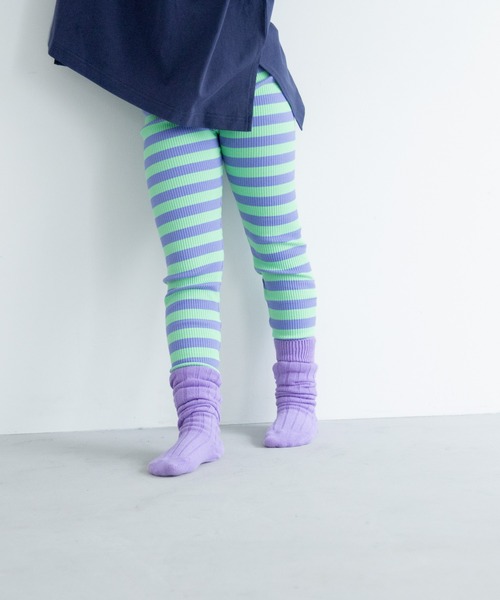 LOWRYS FARM（ローリーズファーム）の「ボーダーリブレギンス　134398（レギンス/スパッツ・キッズ・ブラック/パープル/レッド/ブルー/ピンク/グリーン/オレンジ/ライトブルー・110cm/100cm/120cm/130cm）」の3枚目の写真