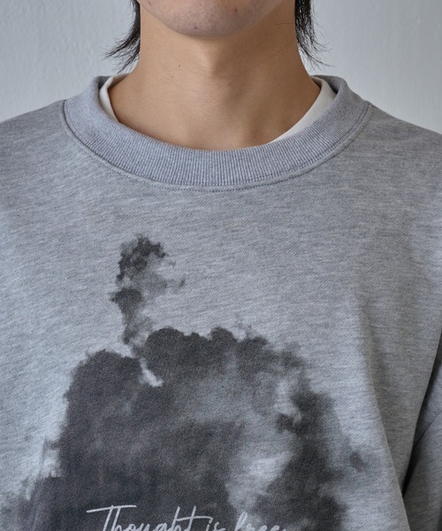 COLONY 2139（コロニートゥーワンスリーナイン）の「スモークプリントクルースウェット（スウェット・メンズ・グレー/ブラック/ホワイト・MEDIUM/LARGE）」の8枚目の写真