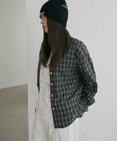 UNE MANSION（ユヌマンション）の「ユニークステッチ刺繍ニットビニー（ニットキャップ/ビーニー・レディース・ブラック/ブラウン・ONE SIZE）」の12枚目の写真