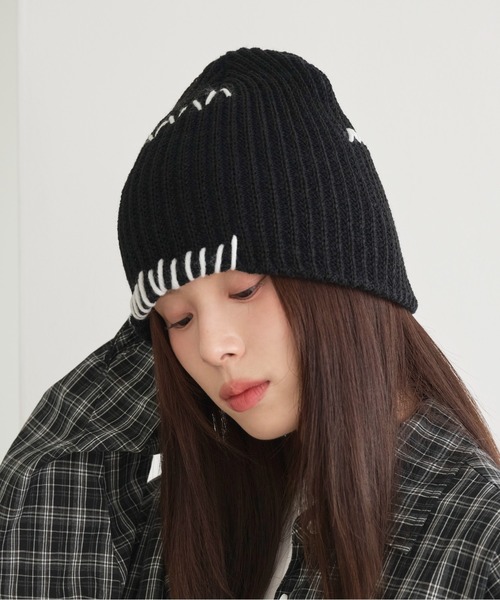 UNE MANSION（ユヌマンション）の「ユニークステッチ刺繍ニットビニー（ニットキャップ/ビーニー・レディース・ブラック/ブラウン・ONE SIZE）」の17枚目の写真