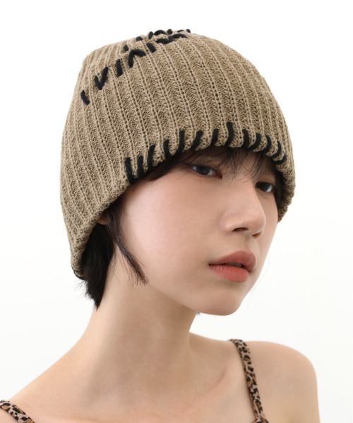 UNE MANSION（ユヌマンション）の「ユニークステッチ刺繍ニットビニー（ニットキャップ/ビーニー・レディース・ブラック/ブラウン・ONE SIZE）」の21枚目の写真