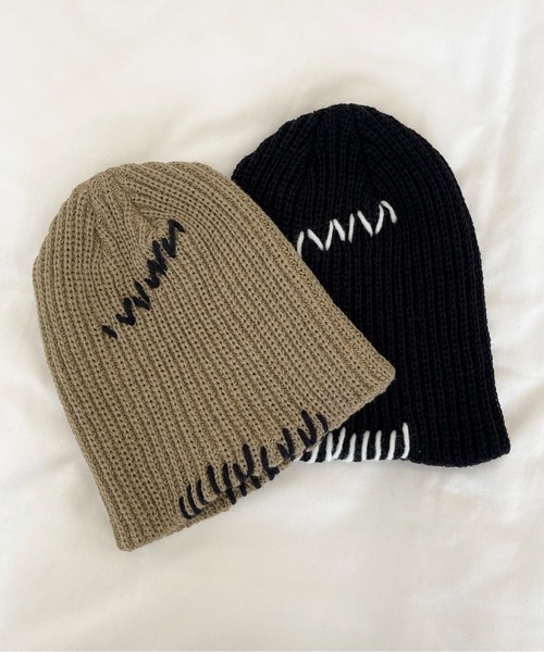 UNE MANSION（ユヌマンション）の「ユニークステッチ刺繍ニットビニー（ニットキャップ/ビーニー・レディース・ブラック/ブラウン・ONE SIZE）」の4枚目の写真