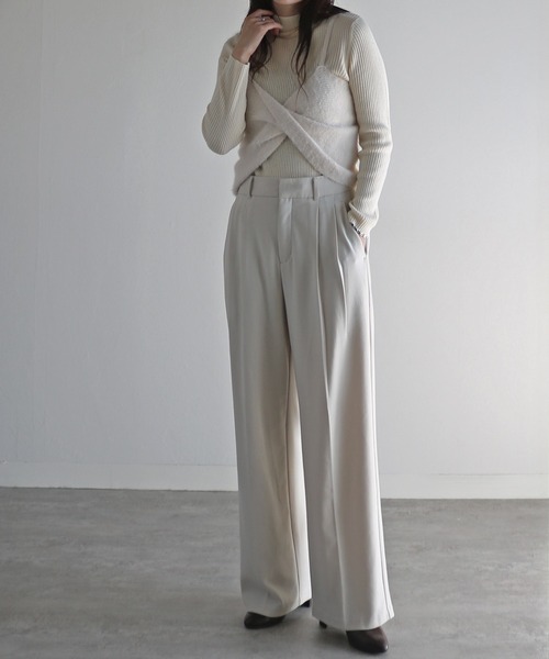 COURO（コウロ）の「ショートフェザーツイストビスチェ（ベスト・レディース・アイボリー/ブラック/グレー/ベージュ・M）」の8枚目の写真