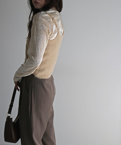 COURO（コウロ）の「ショートフェザーツイストビスチェ（ベスト・レディース・アイボリー/ブラック/グレー/ベージュ・M）」の22枚目の写真