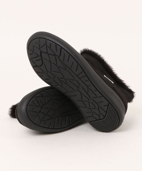moz(モズ)の「moz(モズ)2way ファー ムートンブーツ(ブーツ・レディース・ダークベージュ/ブラック・22.5cm/23.0cm/23.5cm/24.0cm/24.5cm/25.0cm)」の4枚目の写真