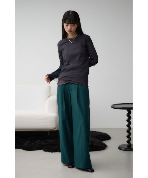 AZUL by moussy（アズールバイマウジー）の「チュールレイヤードロングTシャツ（Tシャツ/カットソー・レディース・チャコールグレー/ライトグレー/オフホワイト・FREE）」の6枚目の写真