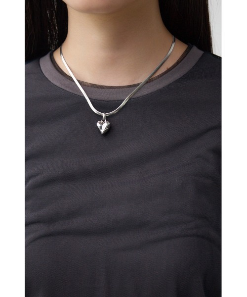 AZUL by moussy（アズールバイマウジー）の「チュールレイヤードロングTシャツ（Tシャツ/カットソー・レディース・チャコールグレー/ライトグレー/オフホワイト・FREE）」の10枚目の写真