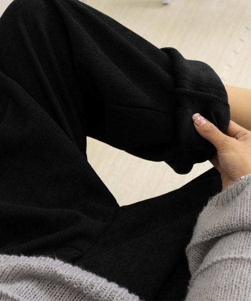 Miniministore(ミニミニストア)の「コーデュロイパンツ裏起毛ノーマル2タイプ(カーゴパンツ・レディース・ブラック系1/ブラック系2/ブラウン系1/ブラウン系2/ベージュ系1/ベージュ系2/アイボリー系1/アイボリー系2・M/L/XL)」の3枚目の写真