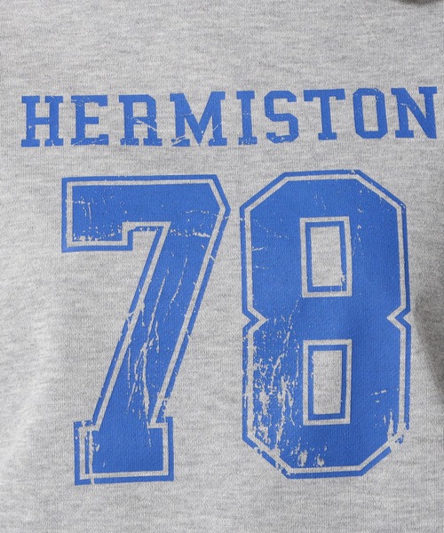 Grand PARK（グランドパーク）の「ナンバリングロゴライトトレーナー（スウェット・レディース・ベージュ/ライトグレー/グレー・FREE）」の4枚目の写真