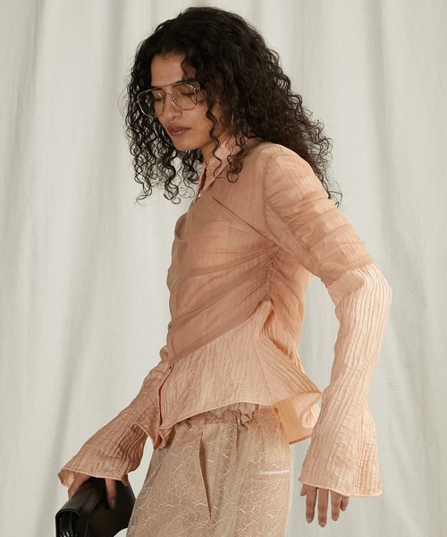 PRANK PROJECT(プランクプロジェクト)の「チュールレイヤードフリルヘムジャガードシャツ / Tulle layered ruffle hem fabric shirt(シャツ/ブラウス・レディース・ホワイト/グレー/ピンク・FREE)」の17枚目の写真