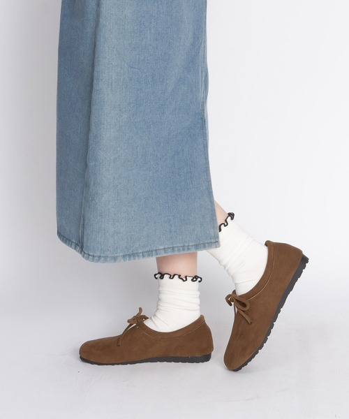 SVEC（シュベック）の「リボンポイント スリッポンシューズ（スリッポン・レディース・ベージュ系その他/ブラウン系その他・35/40/39/38/37/36）」の21枚目の写真