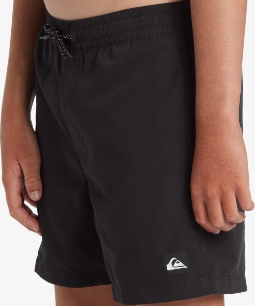 Quiksilver（クイックシルバー）の「EVERYDAY SOLID VL YT /クイックシルバー水陸両用キッズウエストゴムサーフトランクス・ボードショーツ（水着）（水着・キッズ・グリーン/オレンジ/ブラック/ブルー・160/150/140/130）」の8枚目の写真