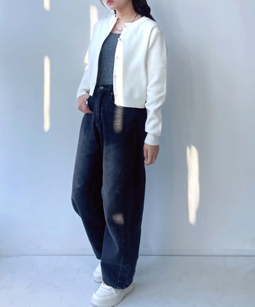 AS KNOW AS plus（アズノゥアズプラス）の「●パールボタン クルーネックカーディガン（カーディガン/ボレロ・レディース・ブラック/オフホワイト/グリーン/ホワイト×ブラック・FREE）」の17枚目の写真