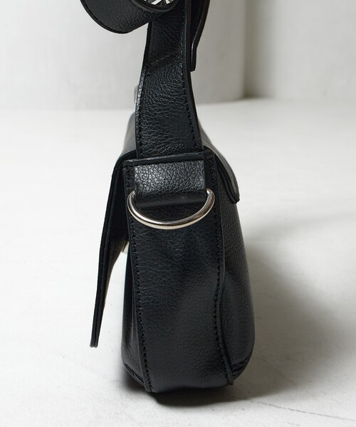 FREAK'S STORE（フリークスストア）の「横長ショルダーバッグ（ハンドバッグ・レディース・シルバー/ブラック・ONE SIZE）」の9枚目の写真