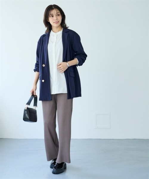 nissen(ニッセン)の「さらとろバンドカラーロングシャツ(防しわ・吸汗速乾)<大きいサイズ有>(シャツ/ブラウス・レディース・グレイッシュベージュ/セージグリーン/ブラック/オフホワイト・LL/S/M/L/3L)」の8枚目の写真