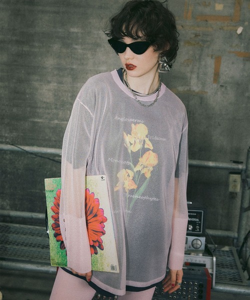 ELLEgirl（エルガール）の「アイリスプリントチュニックTシャツ【ELLEgirl/エルガール】（Tシャツ/カットソー・レディース・ブラック/ネイビー/オフホワイト・FREE）」の14枚目の写真