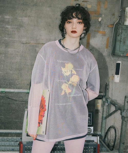 ELLEgirl（エルガール）の「アイリスプリントチュニックTシャツ【ELLEgirl/エルガール】（Tシャツ/カットソー・レディース・ブラック/ネイビー/オフホワイト・FREE）」の15枚目の写真