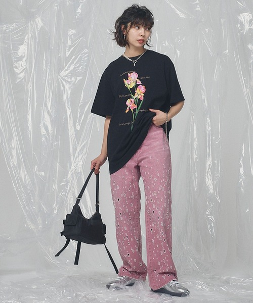 ELLEgirl（エルガール）の「アイリスプリントチュニックTシャツ【ELLEgirl/エルガール】（Tシャツ/カットソー・レディース・ブラック/ネイビー/オフホワイト・FREE）」の7枚目の写真