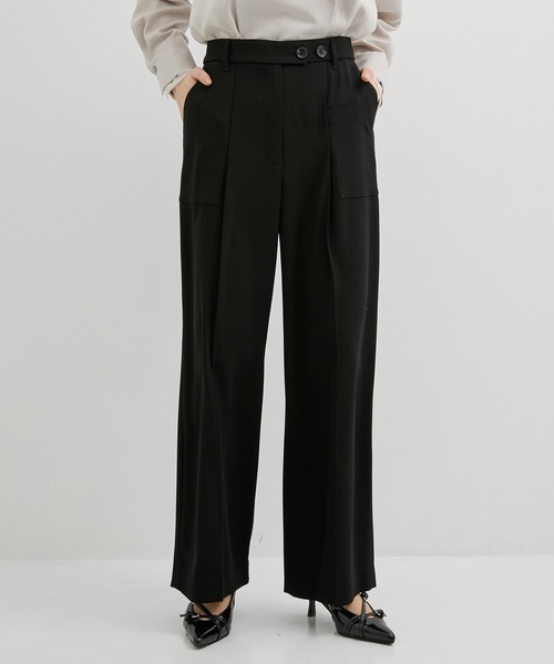 UNITED TOKYO（ユナイテッドトウキョウ）の「バックサテンベイカーパンツ｜ウォッシャブル/オフィスカジュアル/オケージョン/防シワ（その他パンツ・レディース・ベージュ/ブラック・1/2）」の5枚目の写真