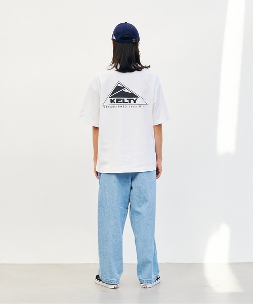 KELTY(ケルティ)の「バック ロゴ S/S ティーシャツ(Tシャツ/カットソー・レディース・ブラック/ヘザーグレー/ホワイト/ベージュ/ネイビー・M/S/L/XL)」の8枚目の写真