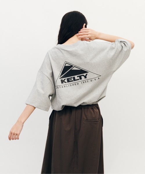 KELTY(ケルティ)の「バック ロゴ S/S ティーシャツ(Tシャツ/カットソー・レディース・ブラック/ヘザーグレー/ホワイト/ベージュ/ネイビー・M/S/L/XL)」の13枚目の写真