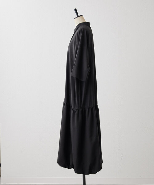 ear PAPILLONNER(イアパピヨネ)の「裾バルーン半袖シャツワンピース【SUM1 STYLE(スミスタイル)】(ワンピース・レディース・ブラック・FREE)」の9枚目の写真