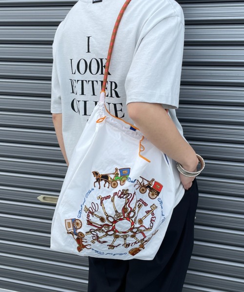 Ball&Chain（ボールアンドチェーン）の「[BALL&CHAIN/ボールアンドチェーン] KEY&CARRIAGE 刺繍デザインナイロントートバッグ（トートバッグ・レディース・オレンジ/ホワイト・M）」の14枚目の写真