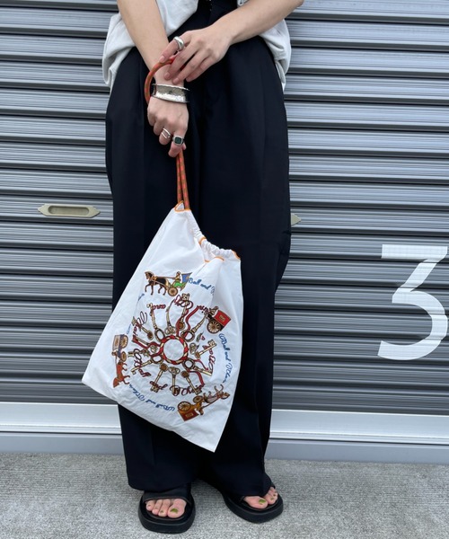 Ball&Chain（ボールアンドチェーン）の「[BALL&CHAIN/ボールアンドチェーン] KEY&CARRIAGE 刺繍デザインナイロントートバッグ（トートバッグ・レディース・オレンジ/ホワイト・M）」の21枚目の写真