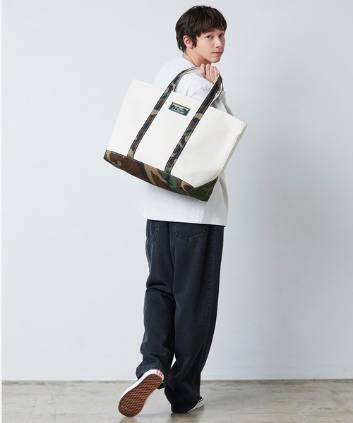L.L.Bean（エルエルビーン）の「ボート・アンド・トート、オープントップ　カモフラージュ　レギュラー・ハンドル、ラージ（トートバッグ・レディース・グリーン系その他/ホワイト系その他/ブラック系その他・REGULAR）」の10枚目の写真