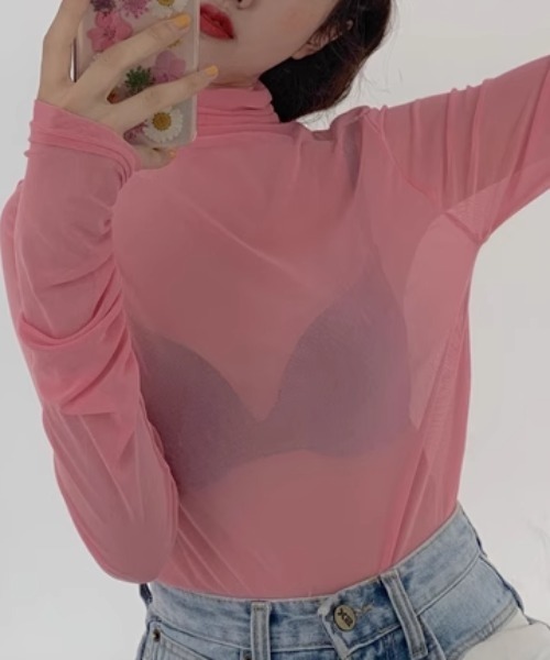 CELENA BEATS(セレナビーツ)の「シャーリング シアー メッシュ タートル トップス(Tシャツ/カットソー・レディース・ホワイト/ブラック/グリーン/ブルー/パープル/イエロー/ピンク・FREE)」の19枚目の写真