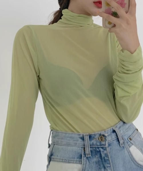 CELENA BEATS(セレナビーツ)の「シャーリング シアー メッシュ タートル トップス(Tシャツ/カットソー・レディース・ホワイト/ブラック/グリーン/ブルー/パープル/イエロー/ピンク・FREE)」の8枚目の写真