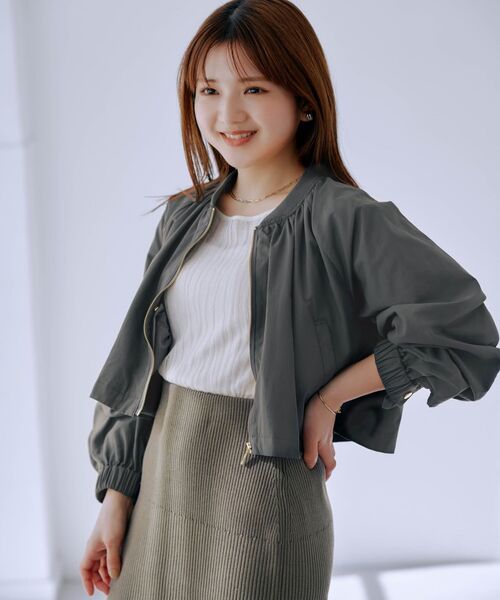 COHINA(コヒナ)の「【UVカット/撥水/透湿/冷感】2wayシアードッキングドロストブルゾン 【低身長・小柄女性】(ブルゾン・レディース・イエロー/ホワイト/グレー・ONE SIZE)」の10枚目の写真